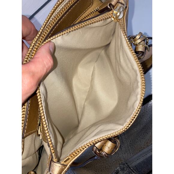 COACH F32829 SMALL GOLD METALIC CROSSBODY/ HANDBAG - Picture 16 of 16